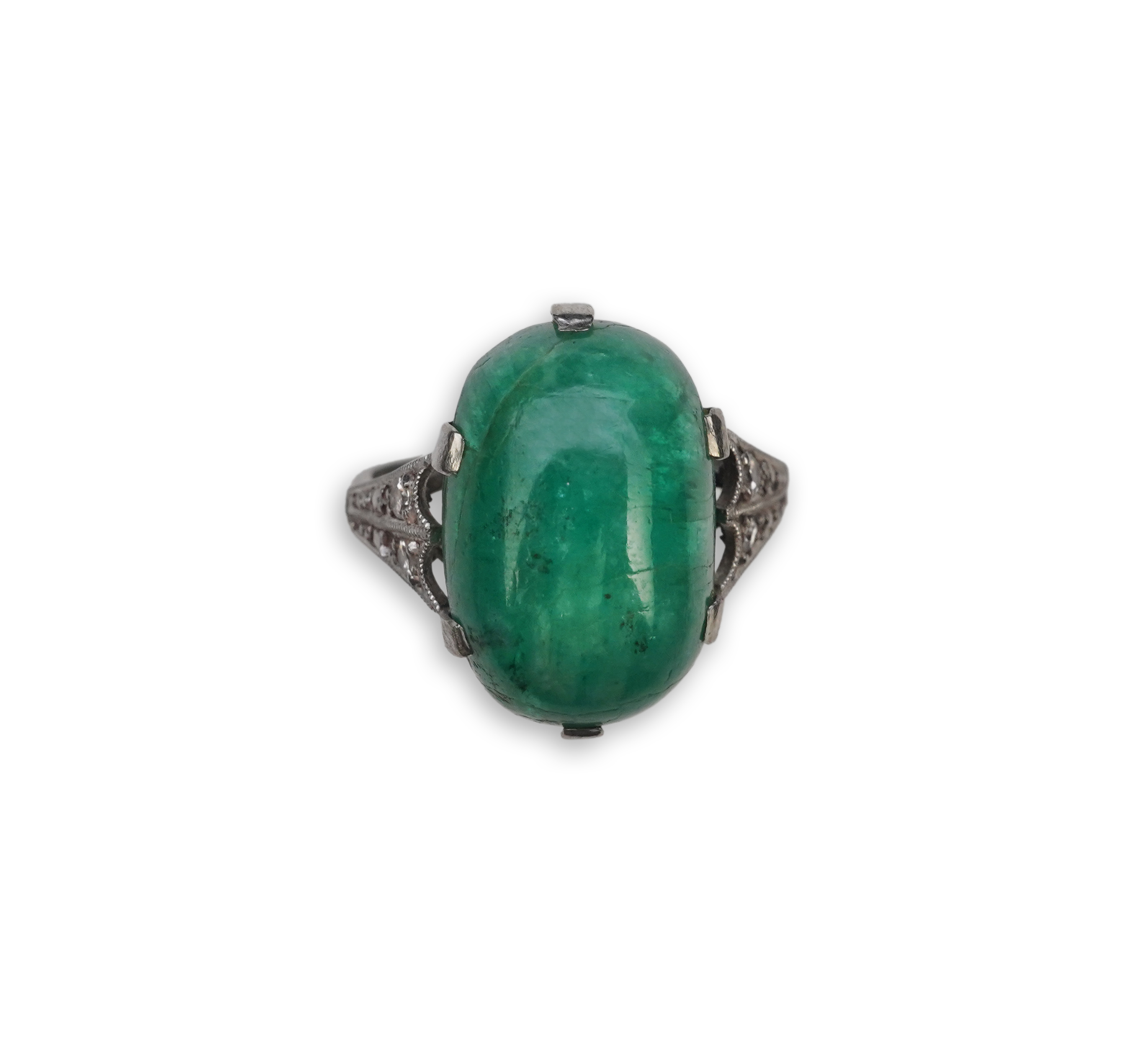 An emerald and diamond ring, early 20th century